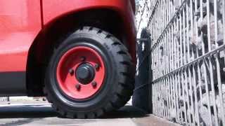 Linde E20E50 Series Electric Forklifts Patented Combi Axle [upl. by Jamal]