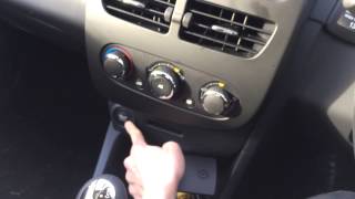 Using the Renault Clio Keyless system to start the car up [upl. by Maxima]