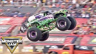 Grave Digger Monster Jam Highlights [upl. by Tremayne]