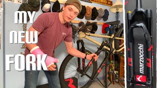 Unboxing New 26” Dirt Jumper Fork Marzocchi Bomber DJ [upl. by Einwat]