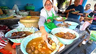 Indonesia Street Food  YOGYAKARTAS BEST STREET FOOD GUIDE CRAZY Halal Food tour in Jogja [upl. by Schnur335]