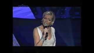 Helena Vondráčková  Dlouhá noc live 2002  nejenHIT roku 2001 [upl. by Natsirc]