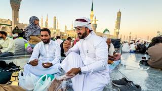 First RAMADAN IFTAR in Madina Masjid an Nabawi  Ramadan Mubarak [upl. by Ansell333]