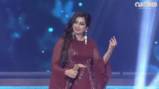 Deewani Mastani live performance  shreya ghosal [upl. by Atterual831]