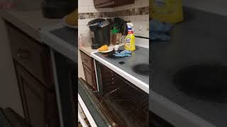 Whirlpool oven door removal and installation old oven whirlpoolaccubakeoven ovendoorremoval [upl. by Wolliw]