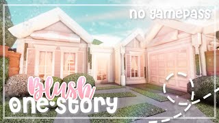 Roblox Bloxburg  No Gamepass OneStory Blush Family House  Minami Oroi [upl. by Eusebio]