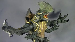 AN UNIMPORTANT ORIGINAL NECA PACIFIC RIM DELUXE TRESPASSER [upl. by Airebma553]