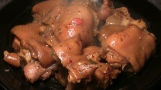 Soul Food PIGs FEET Recipe How To Make Tender Juicy Flavorful Pigs Feet [upl. by Nnylyrehc]