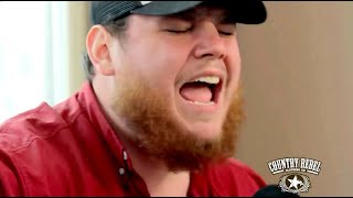 Luke Combs sings 3x MultiPlatinum single Hurricane [upl. by Ally]